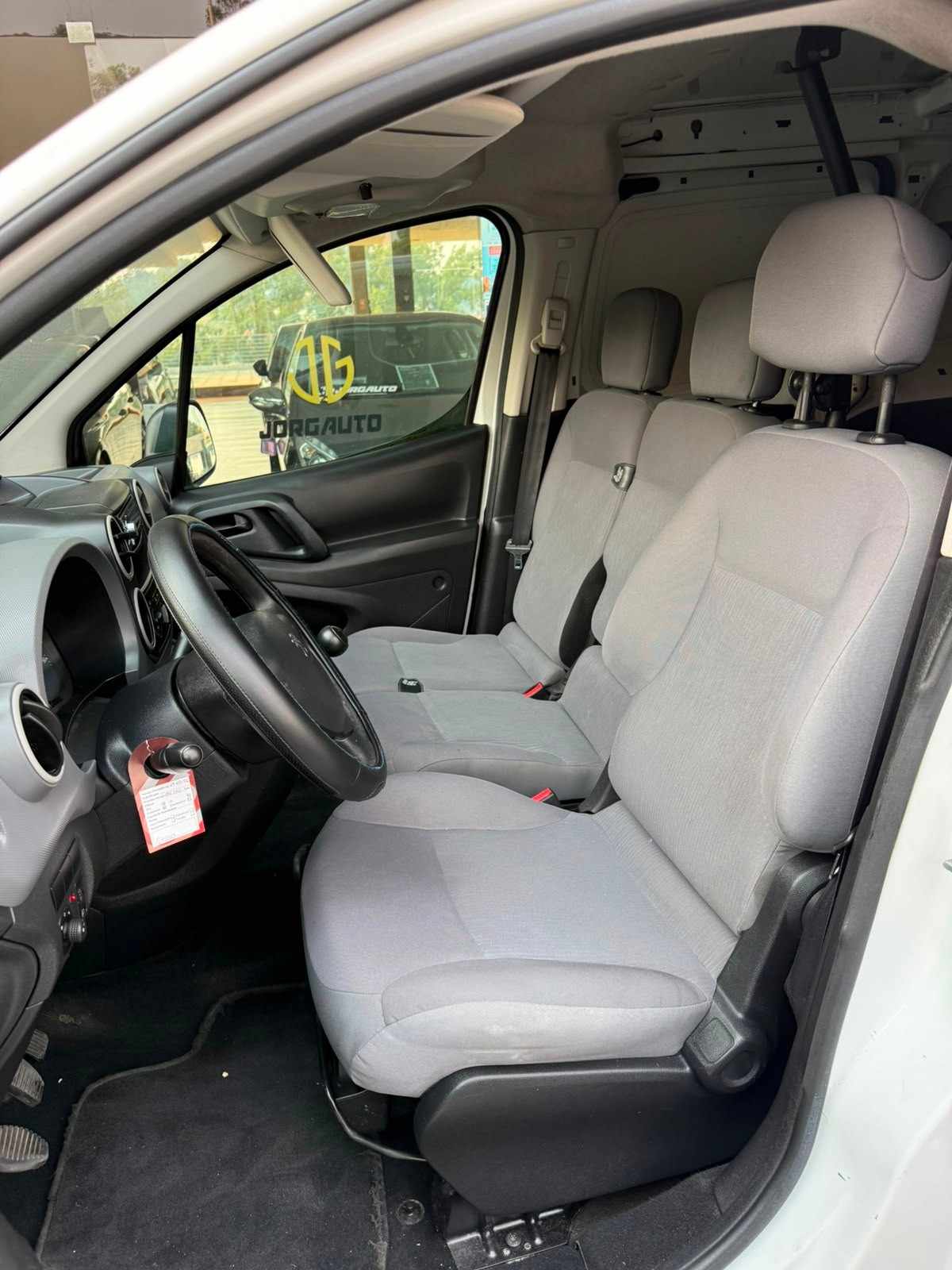 peugeot-partner-2013-diesel-1560cc
