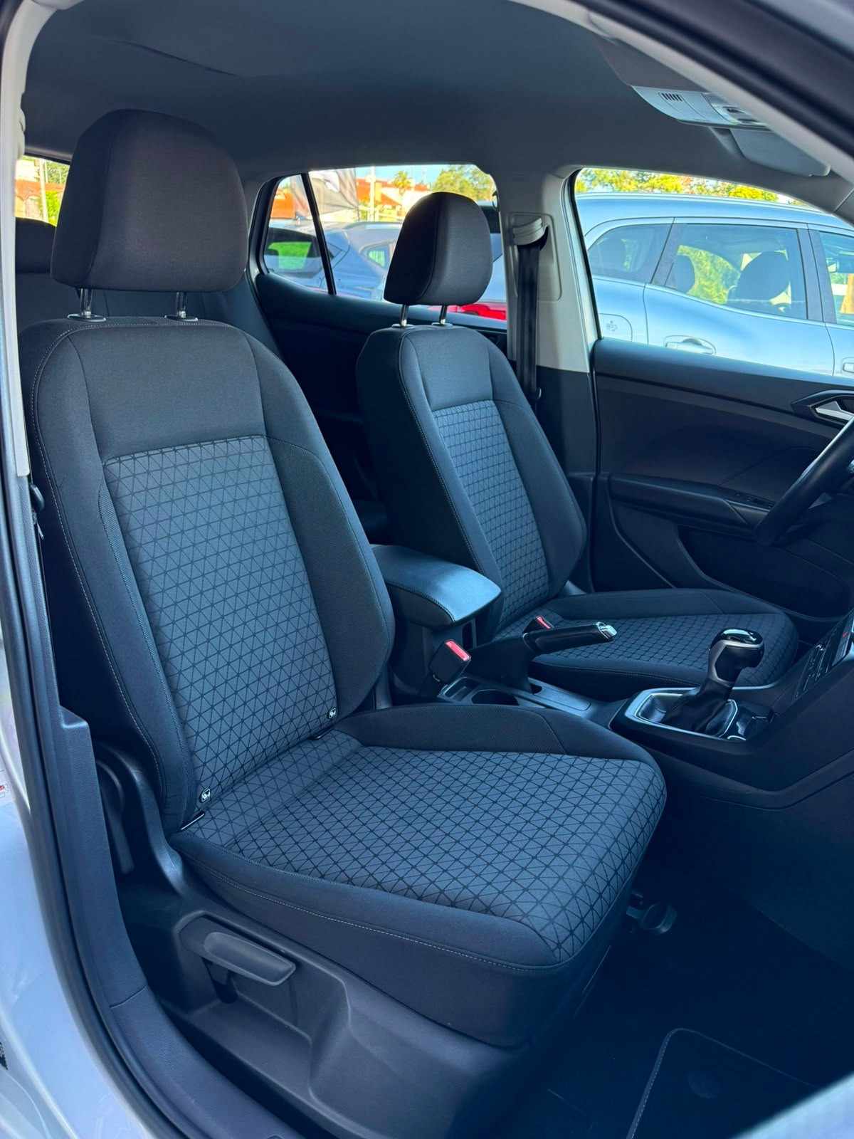 volkswagen-t-cross-2023-gasolina-999cc