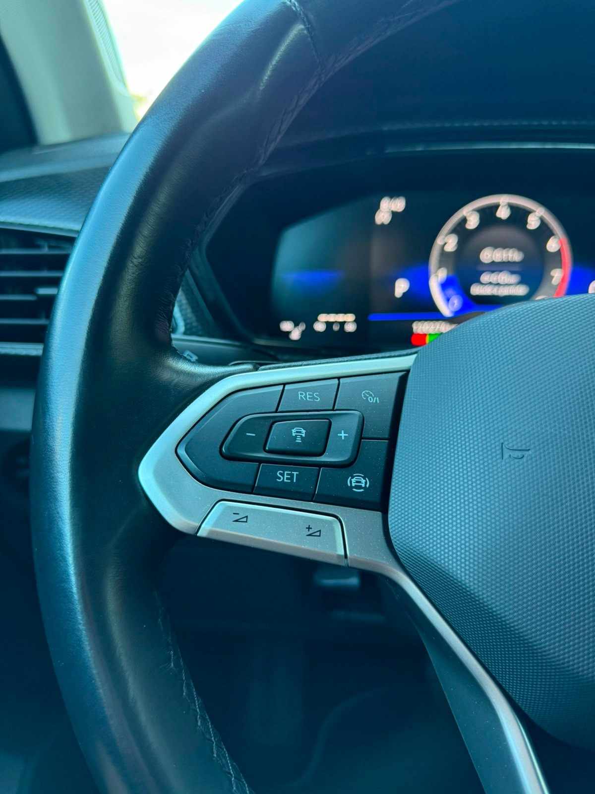volkswagen-t-cross-2023-gasolina-999cc