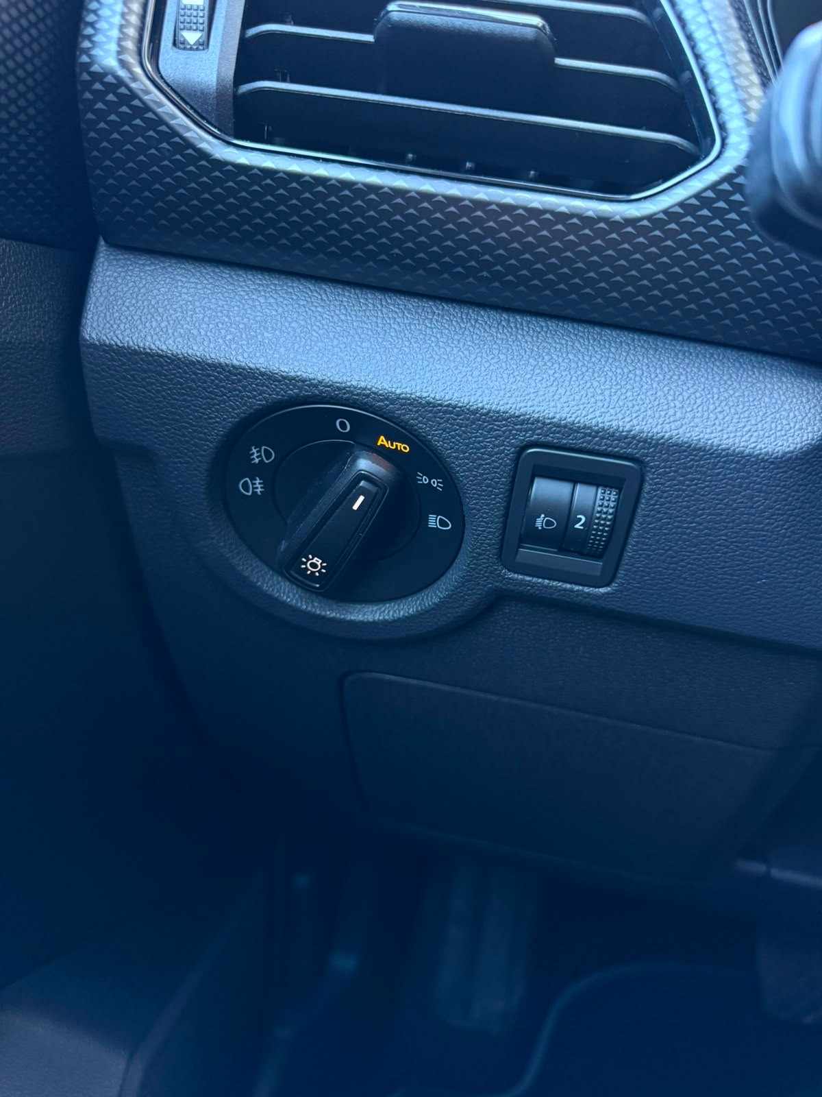 volkswagen-t-cross-2023-gasolina-999cc
