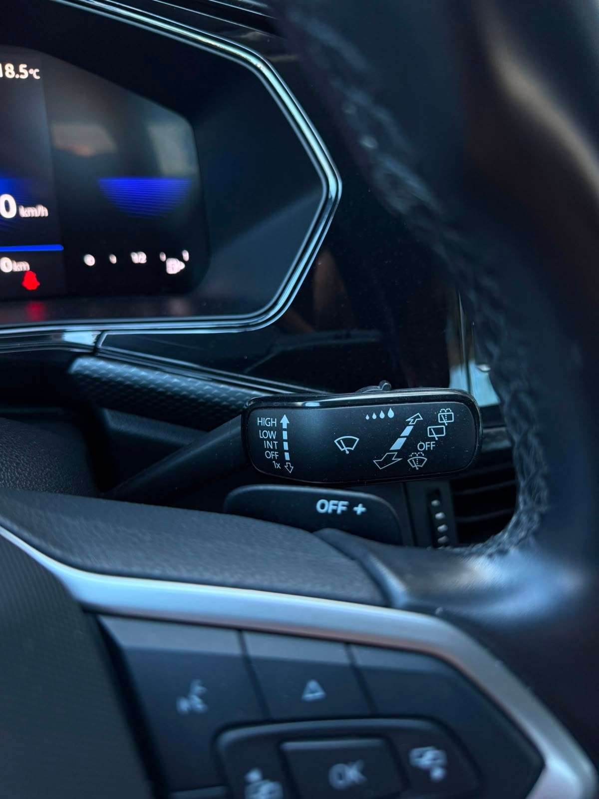 volkswagen-t-cross-2023-gasolina-999cc
