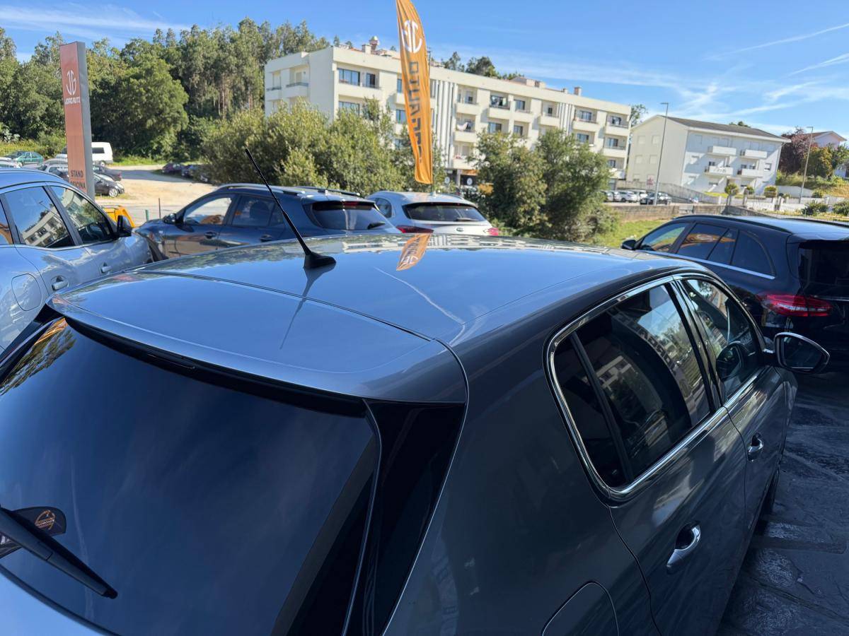peugeot-308-2020-gasolina-1199cc