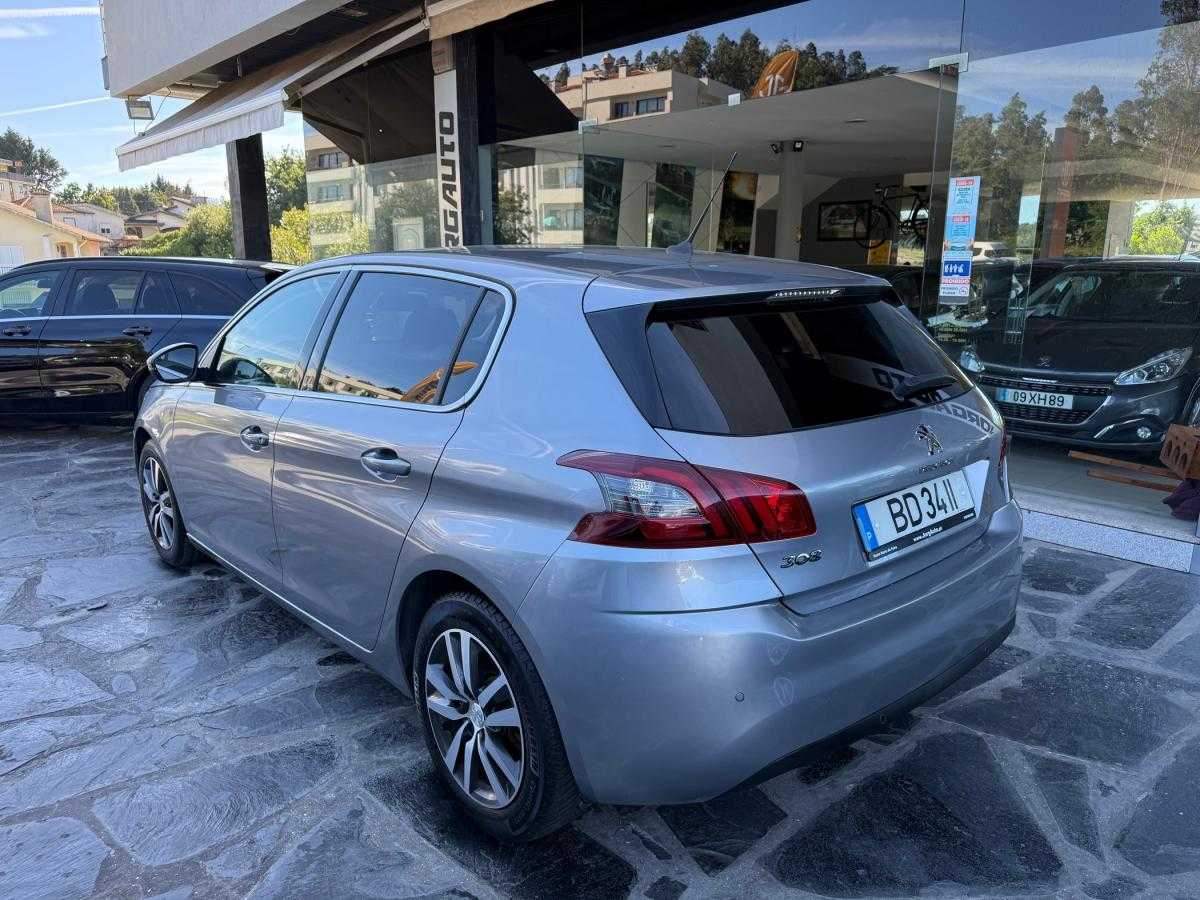 peugeot-308-2020-gasolina-1199cc