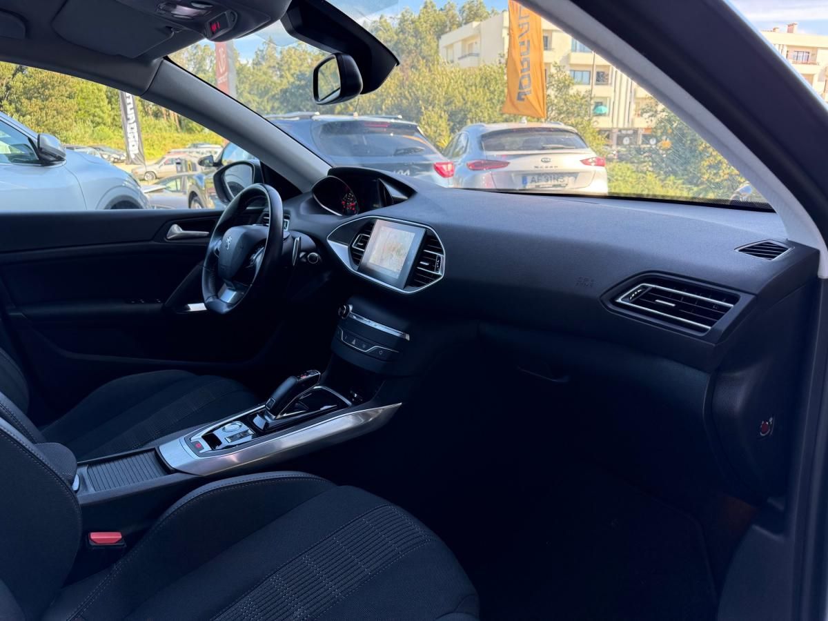 peugeot-308-2020-gasolina-1199cc