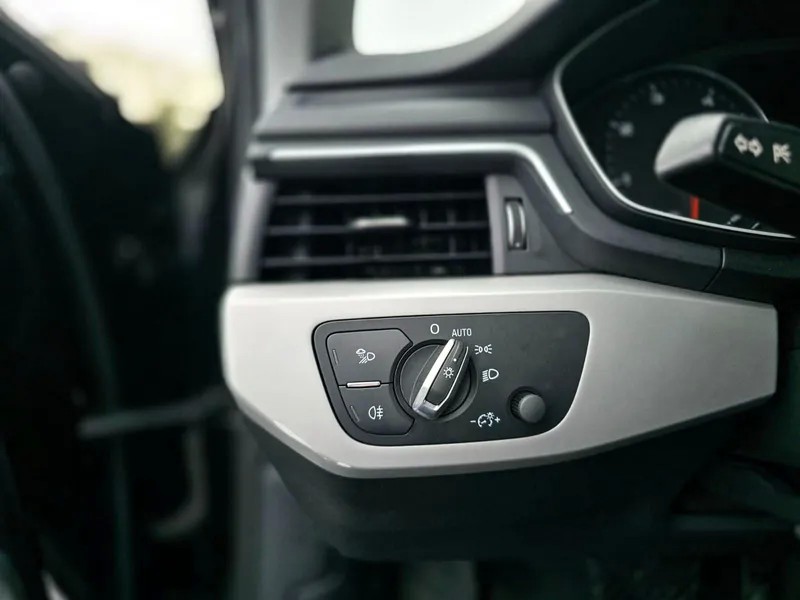 audi-a4-avant-2020-diesel-1968cc