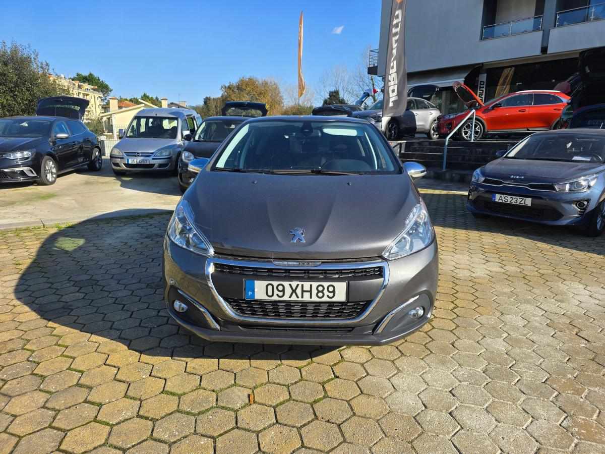 peugeot-208-2019-gasolina-1199cc