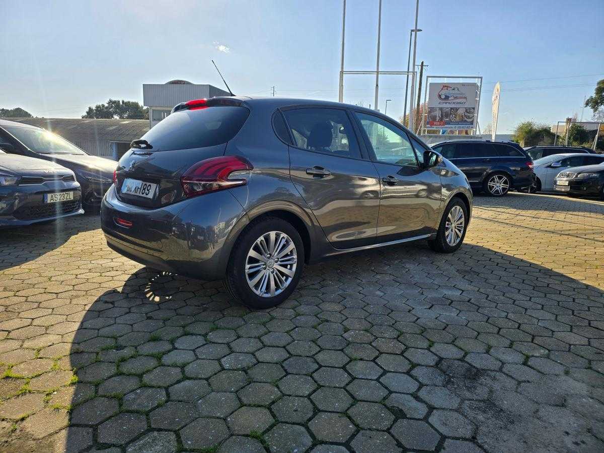 peugeot-208-2019-gasolina-1199cc