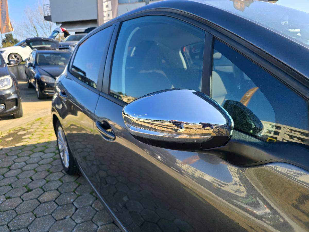 peugeot-208-2019-gasolina-1199cc