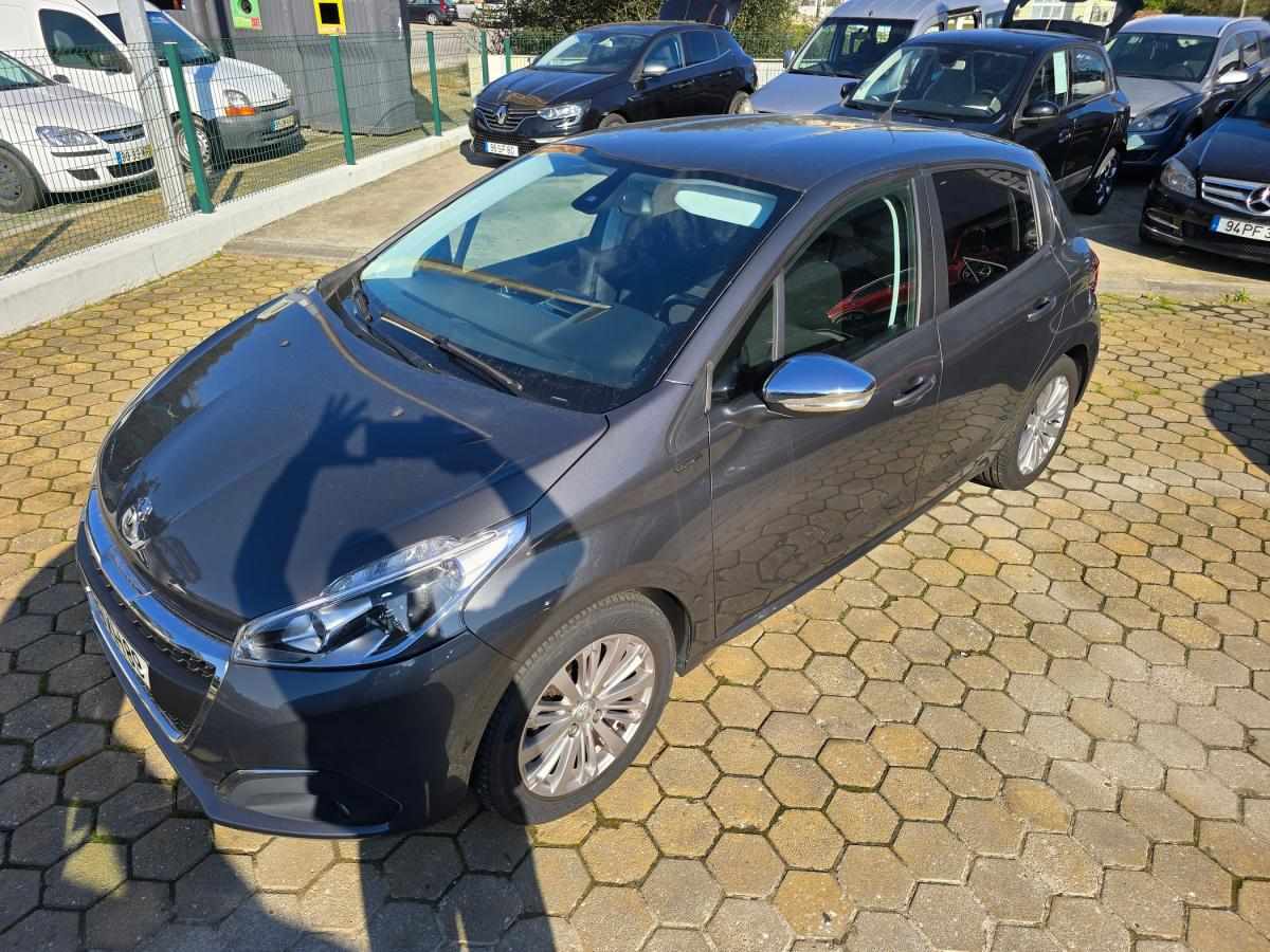 peugeot-208-2019-gasolina-1199cc