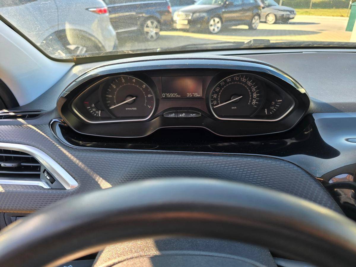 peugeot-208-2019-gasolina-1199cc