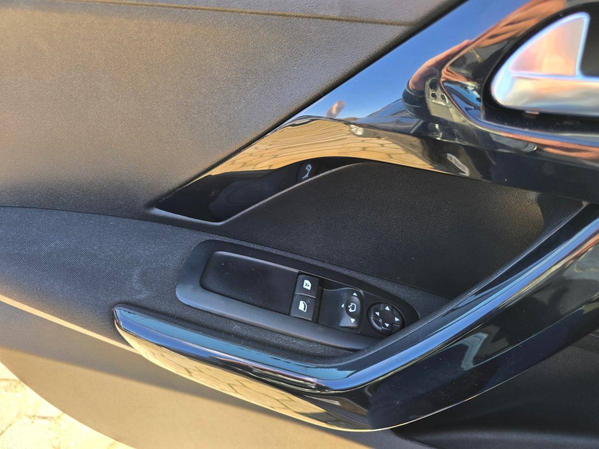 peugeot-208-2019-gasolina-1199cc