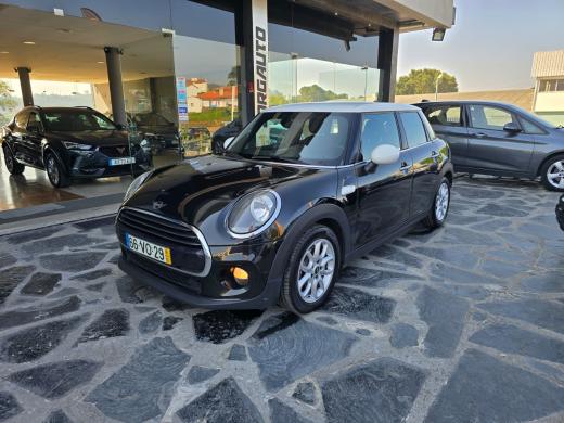 mini-cooper-2018-diesel-1496cc