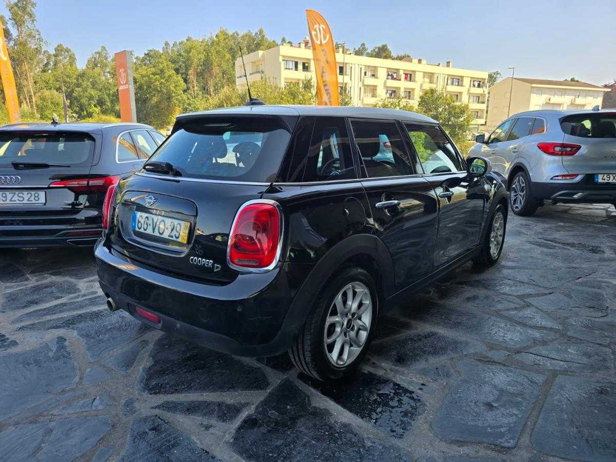 mini-cooper-2018-diesel-1496cc