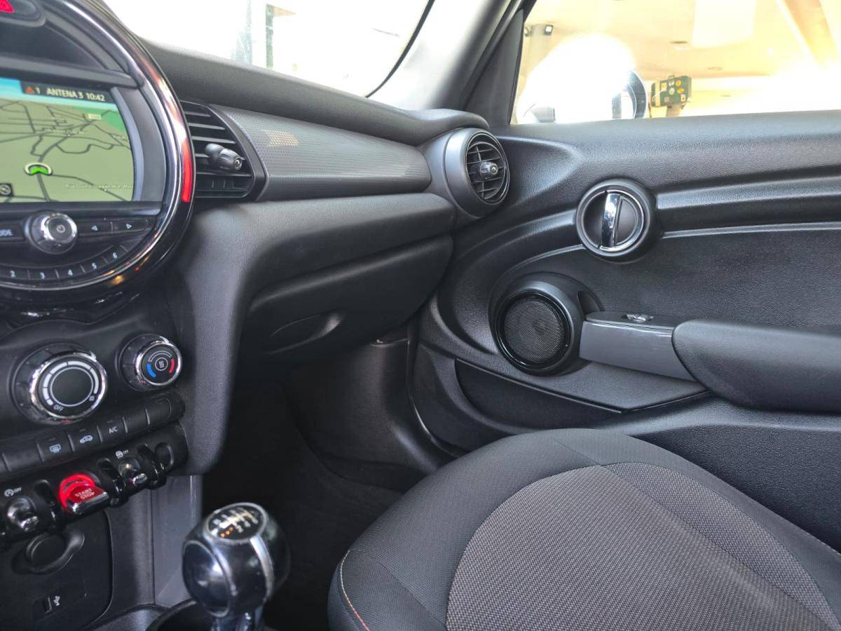 mini-cooper-2018-diesel-1496cc