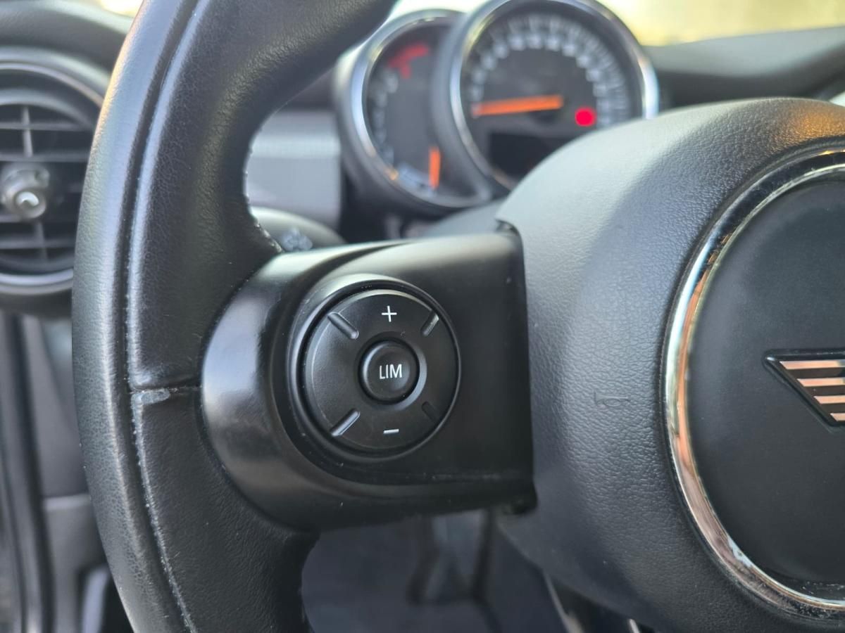 mini-cooper-2018-diesel-1496cc