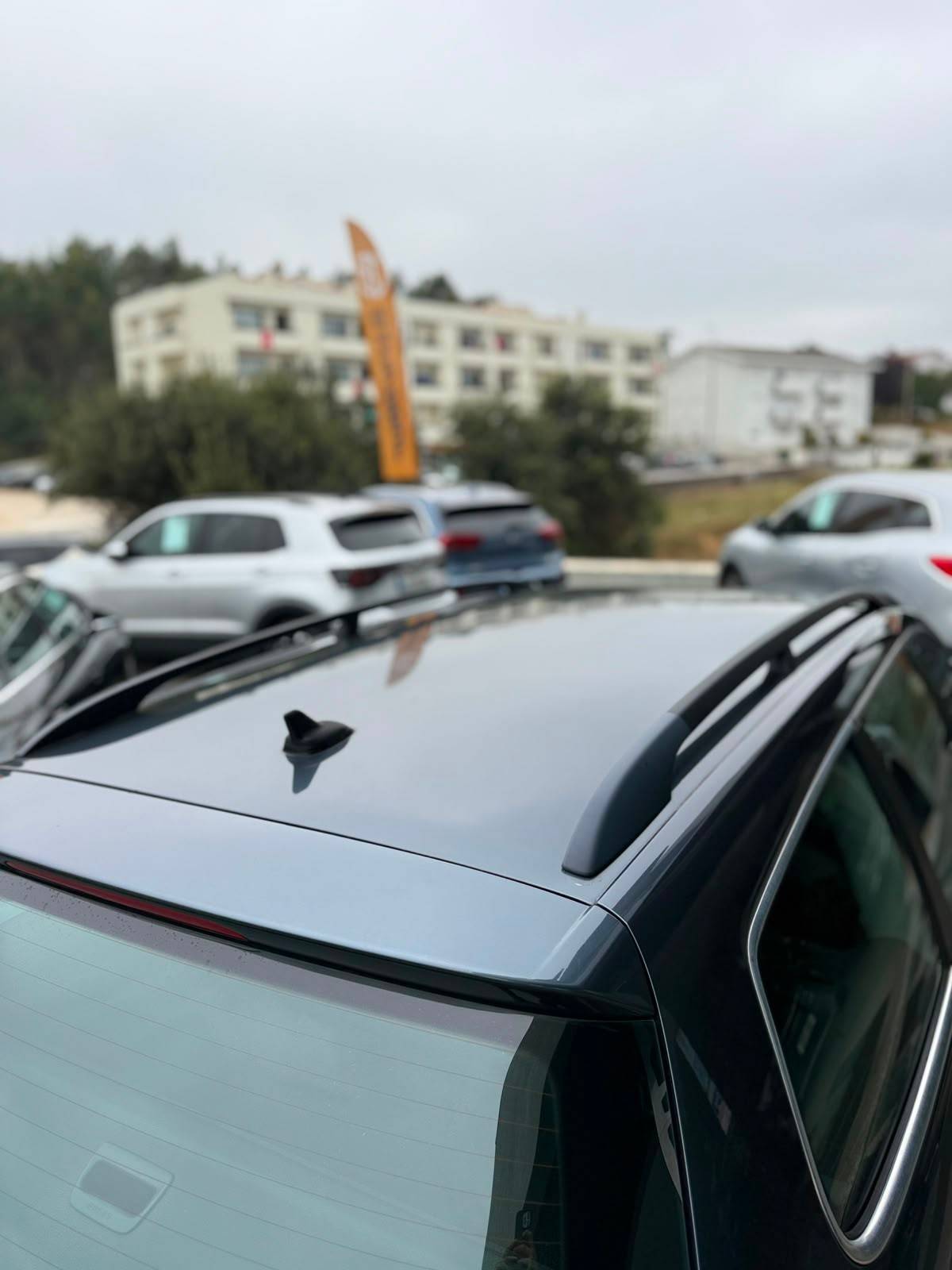 volkswagen-passat-variant-2011-diesel-1598cc