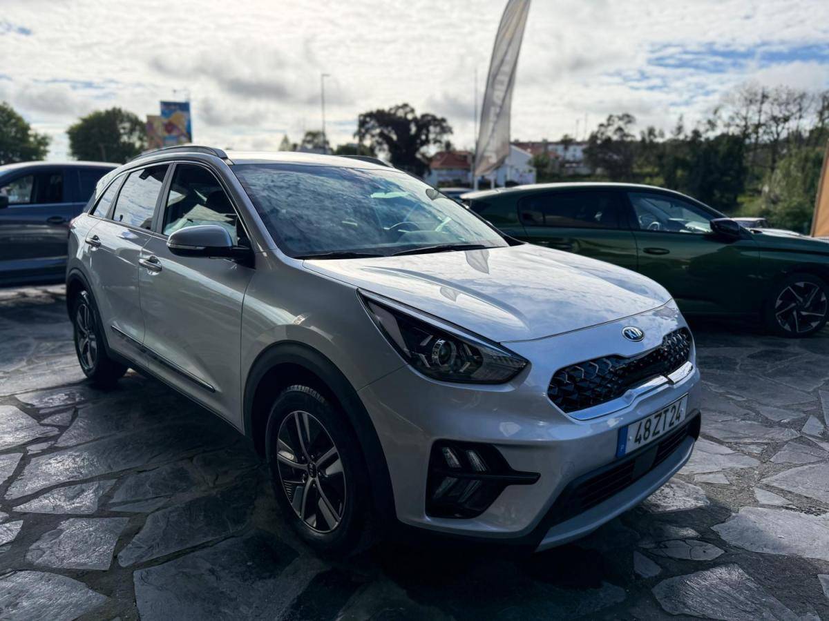 kia-niro-2020-hibrido-a-gasolina-1580cc
