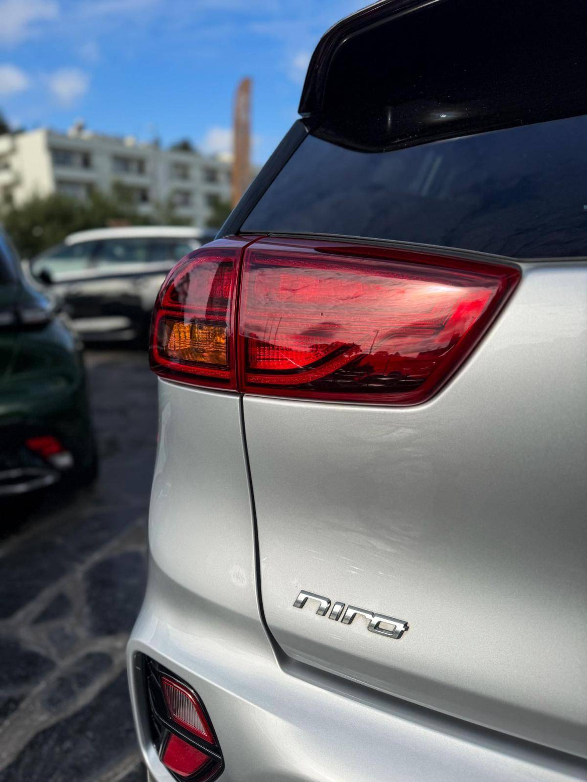 kia-niro-2020-hibrido-a-gasolina-1580cc