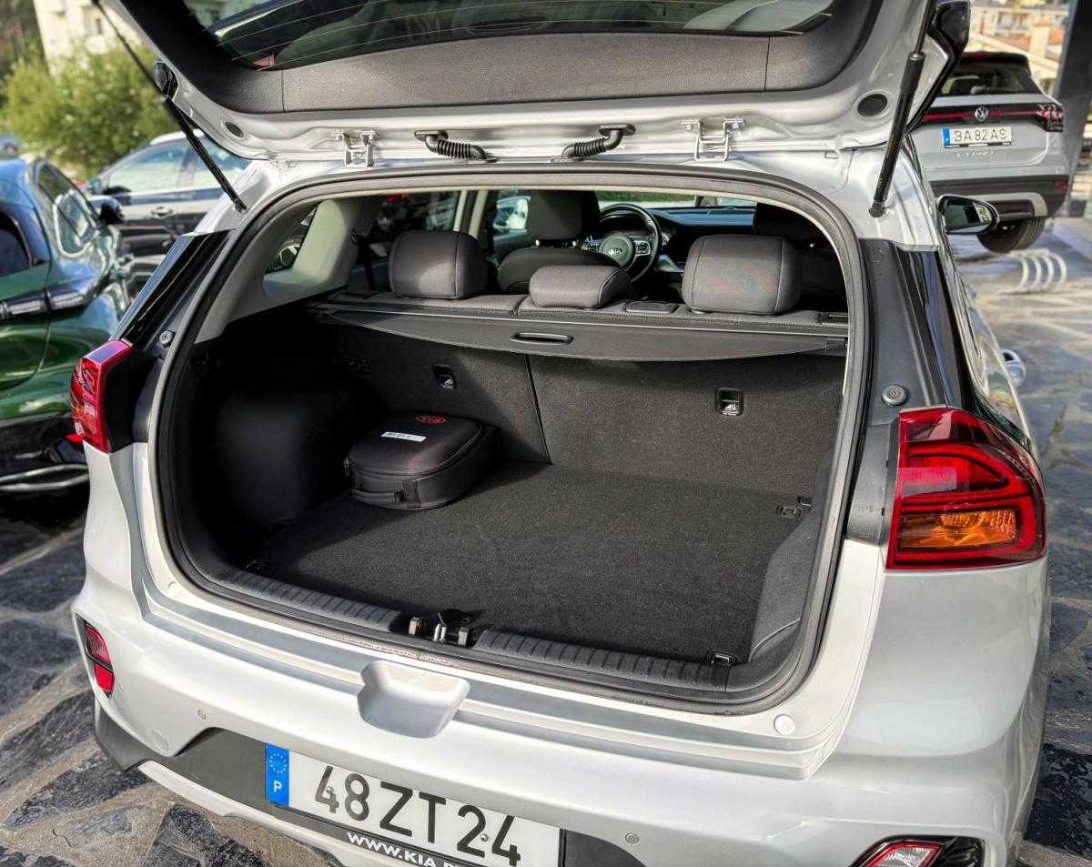 kia-niro-2020-hibrido-a-gasolina-1580cc