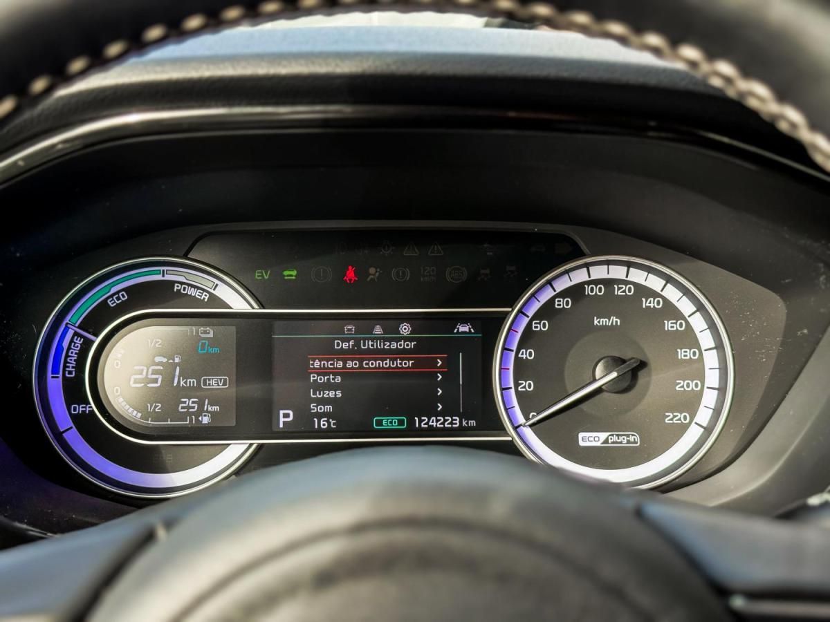 kia-niro-2020-hibrido-a-gasolina-1580cc