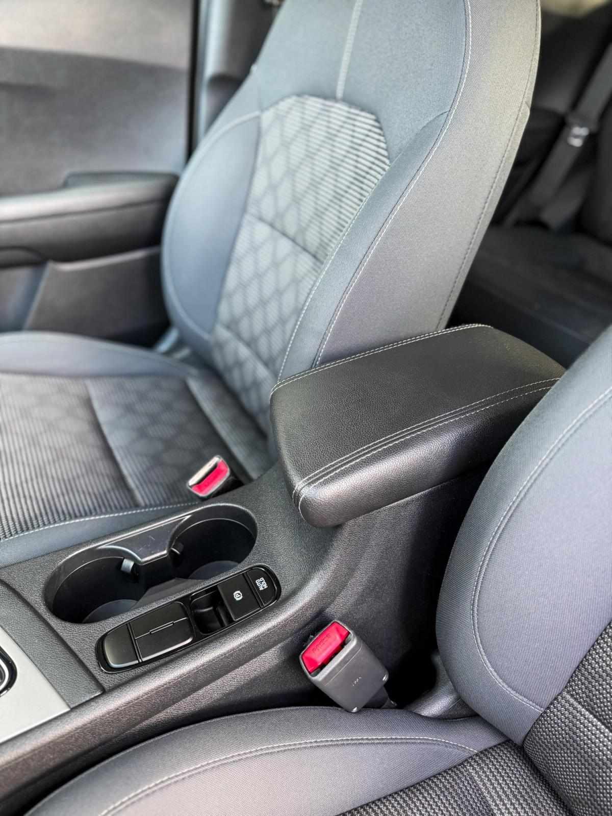 kia-niro-2020-hibrido-a-gasolina-1580cc