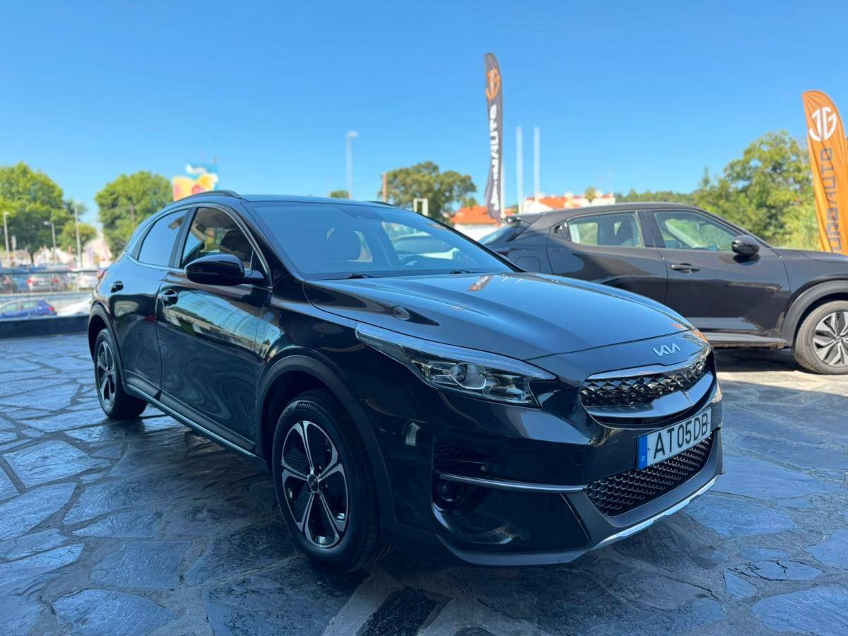 kia-xceed-2022-hibrido-a-gasolina-1580cc