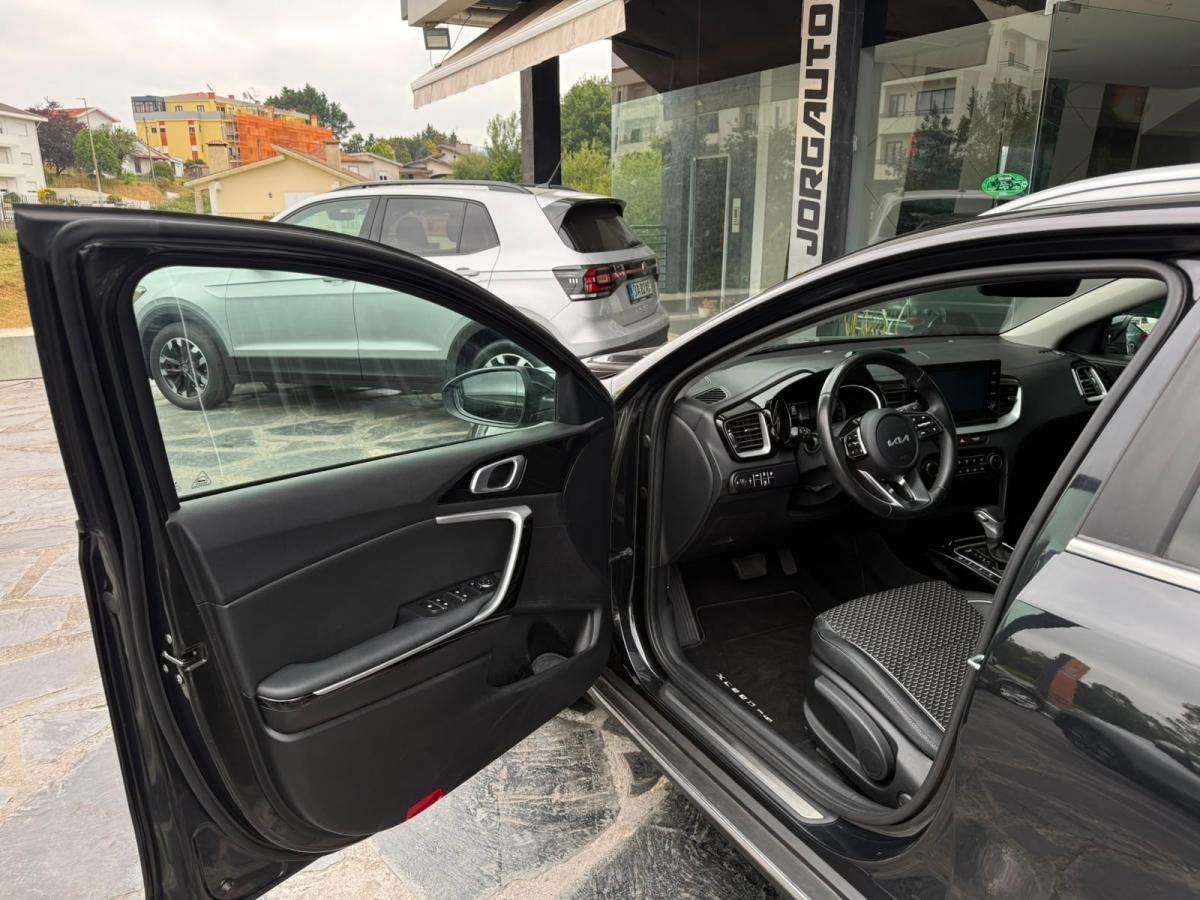 kia-xceed-2022-hibrido-a-gasolina-1580cc