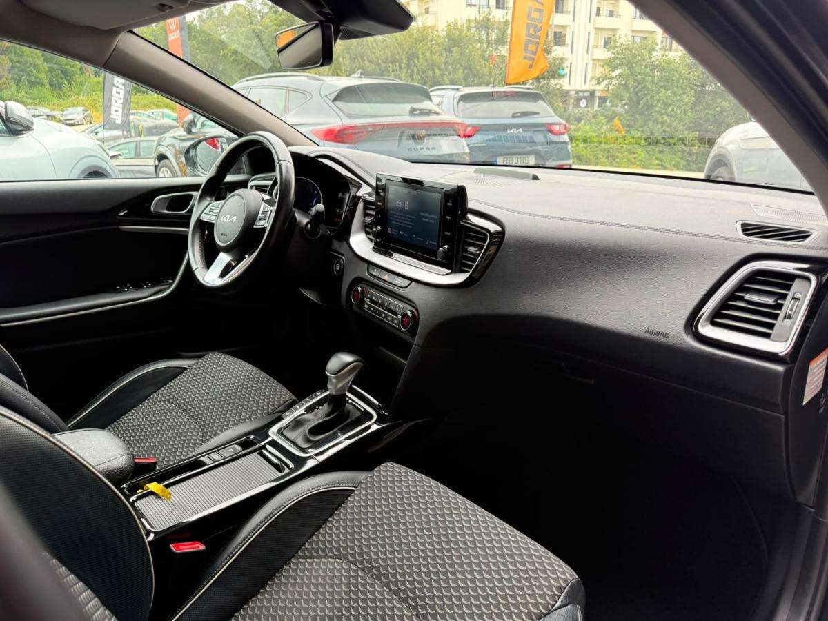 kia-xceed-2022-hibrido-a-gasolina-1580cc