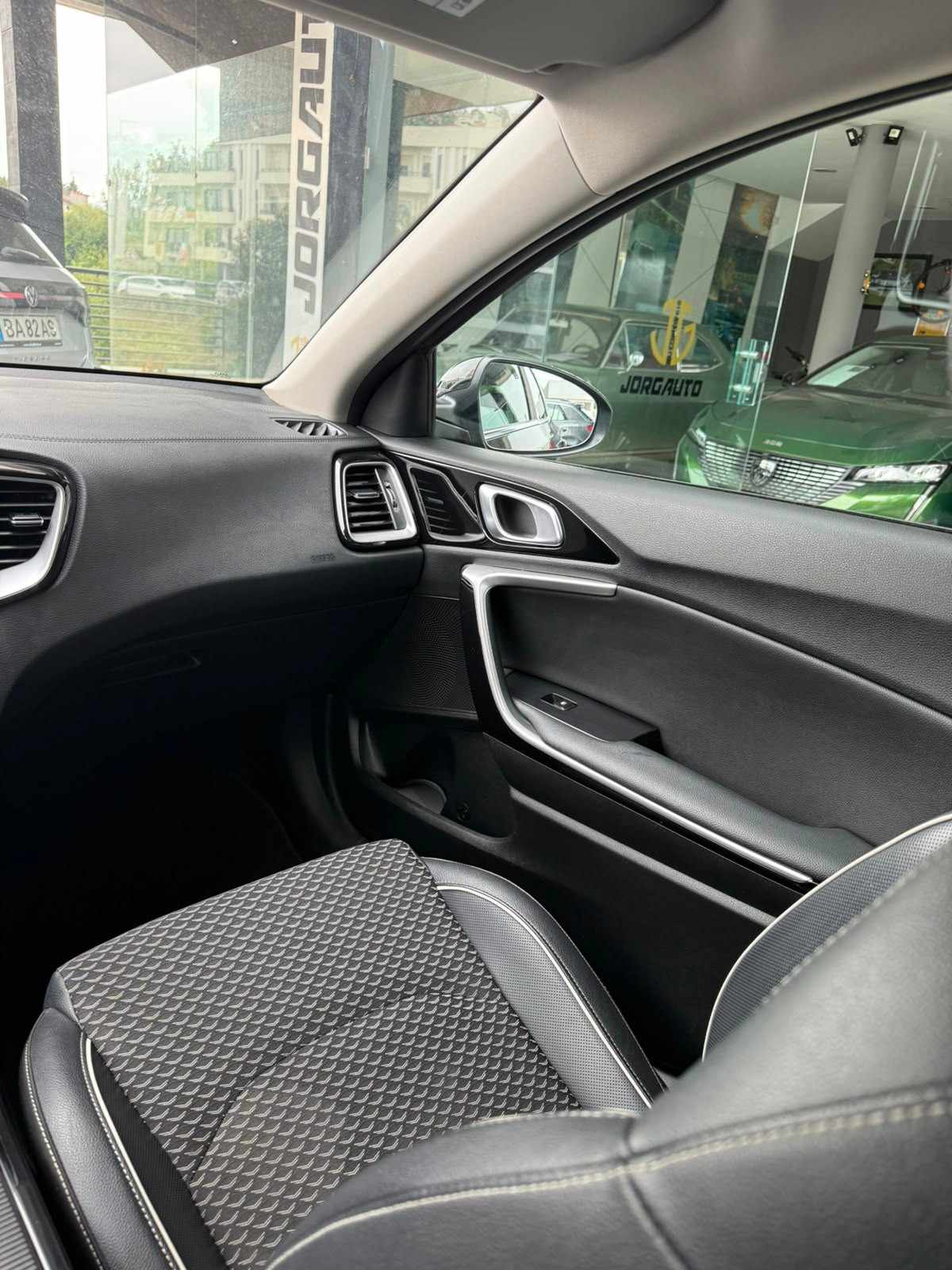 kia-xceed-2022-hibrido-a-gasolina-1580cc