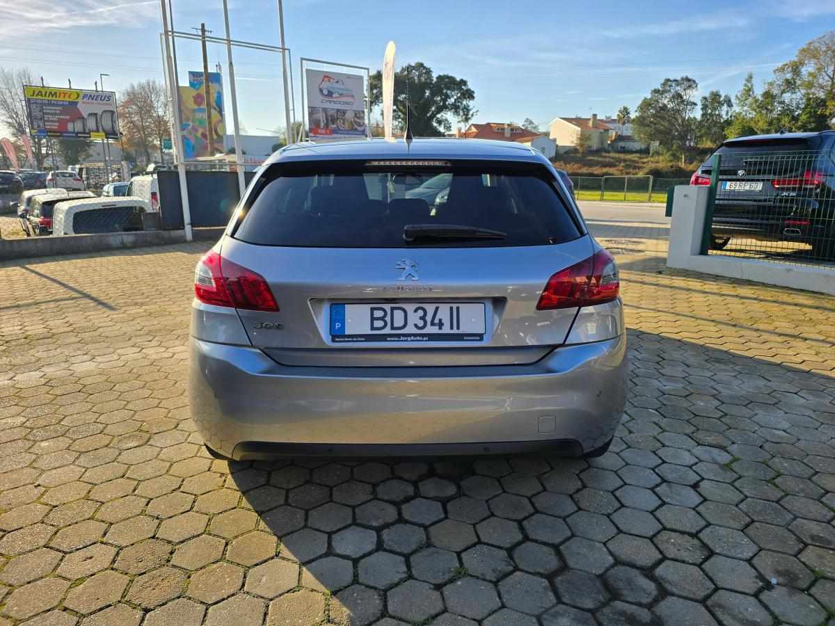 peugeot-308-2020-gasolina-1199cc