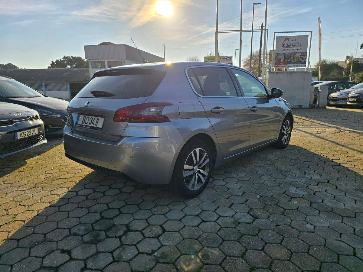 peugeot-308-2020-gasolina-1199cc