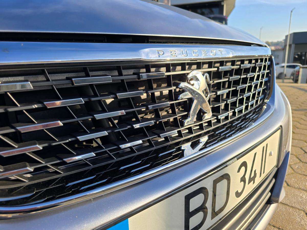 peugeot-308-2020-gasolina-1199cc