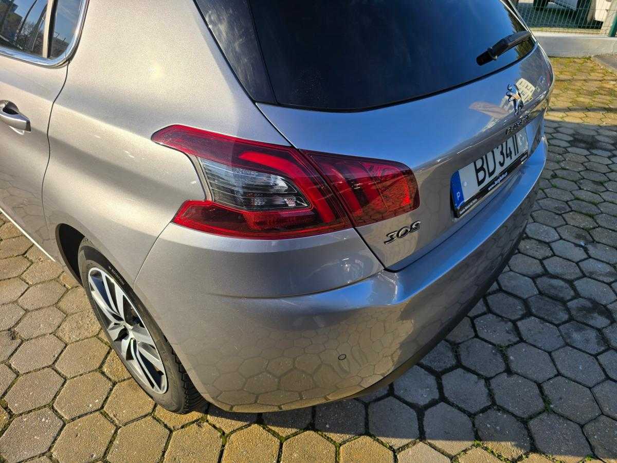 peugeot-308-2020-gasolina-1199cc