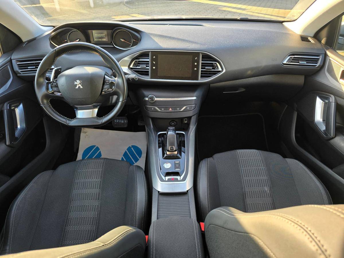 peugeot-308-2020-gasolina-1199cc