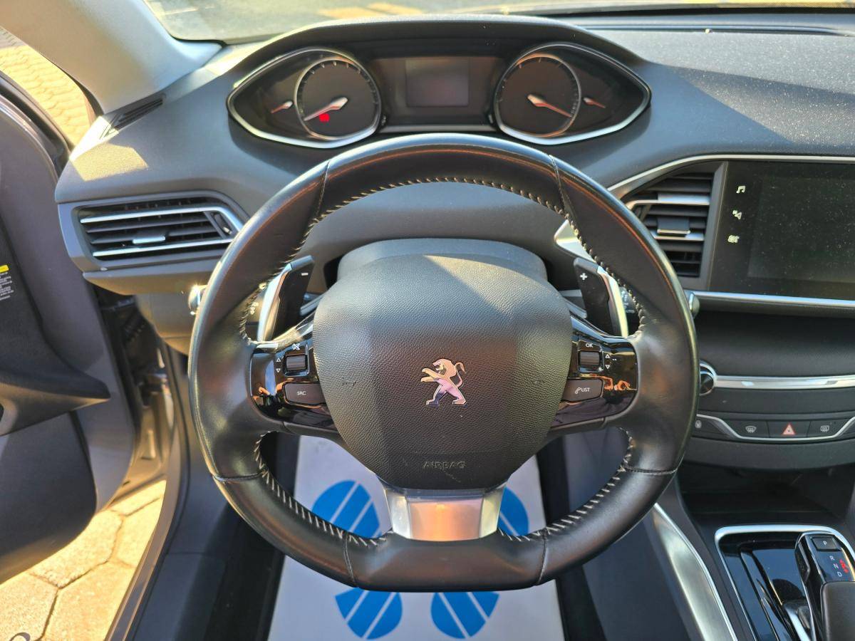 peugeot-308-2020-gasolina-1199cc