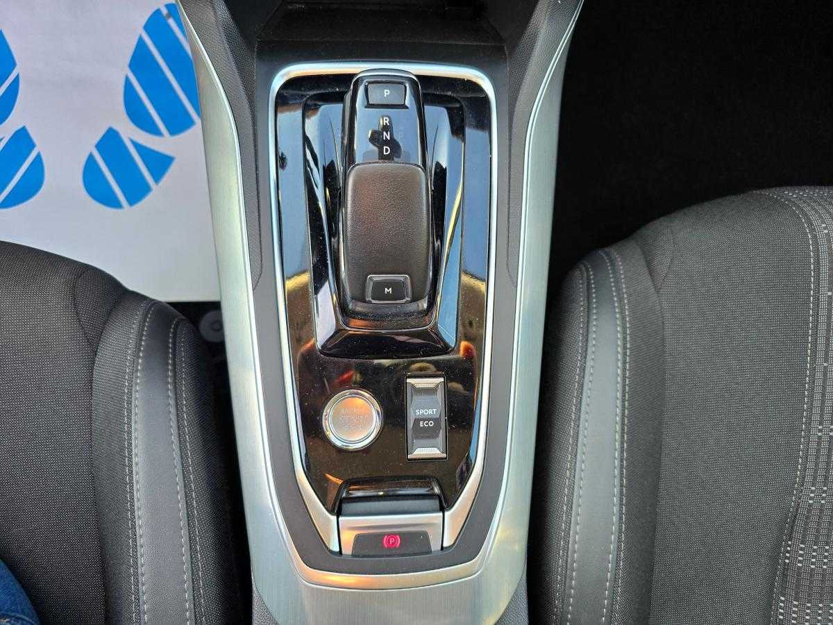 peugeot-308-2020-gasolina-1199cc