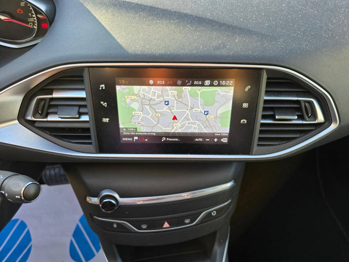 peugeot-308-2020-gasolina-1199cc