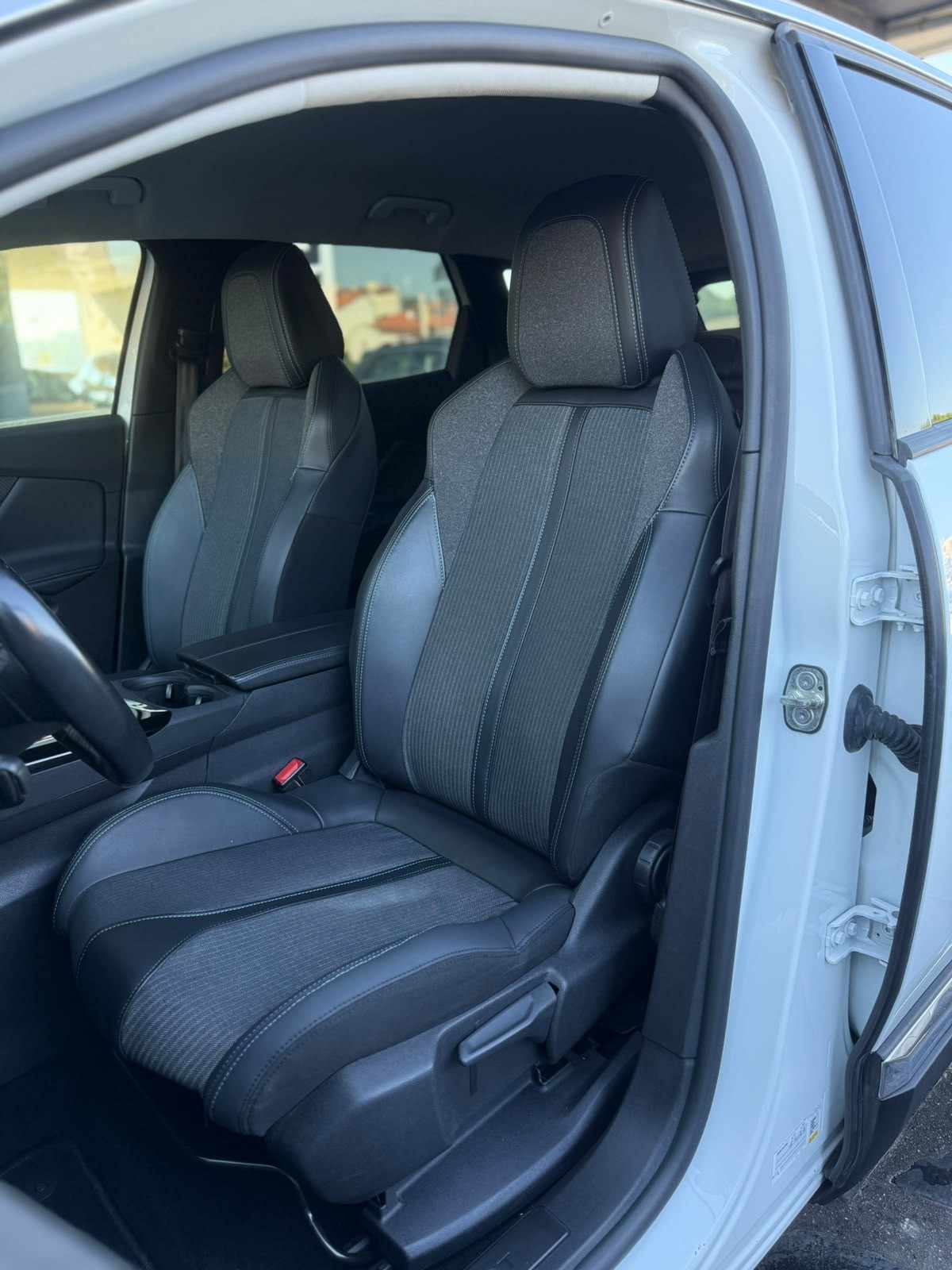 peugeot-3008-2021-hibrido-a-gasolina-1598cc