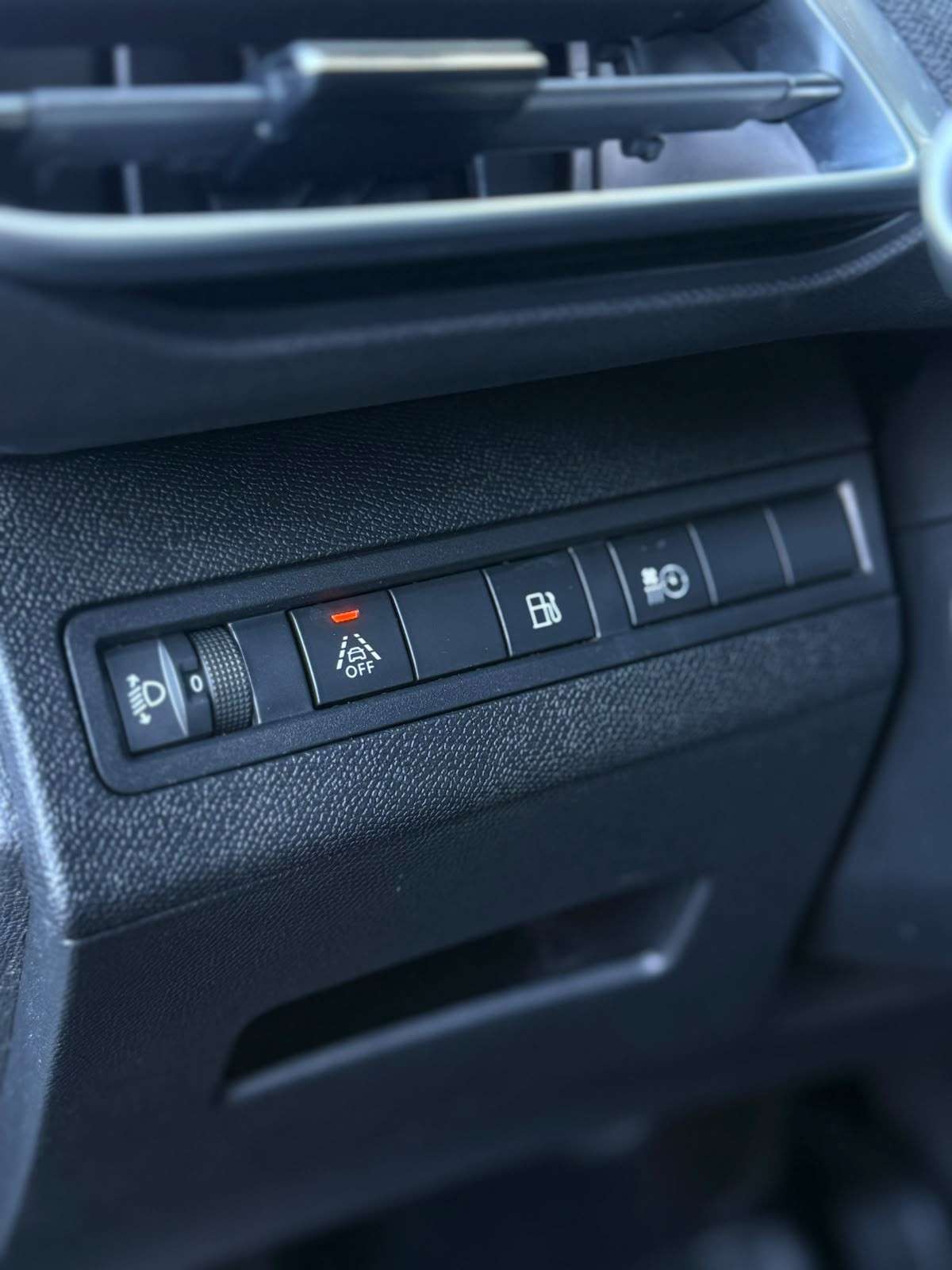 peugeot-3008-2021-hibrido-a-gasolina-1598cc