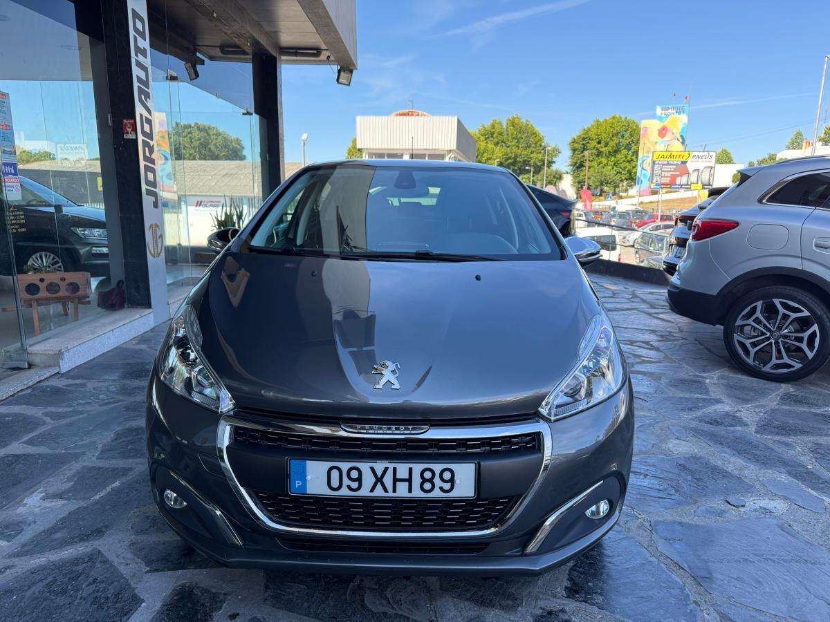 peugeot-208-2019-gasolina-1199cc