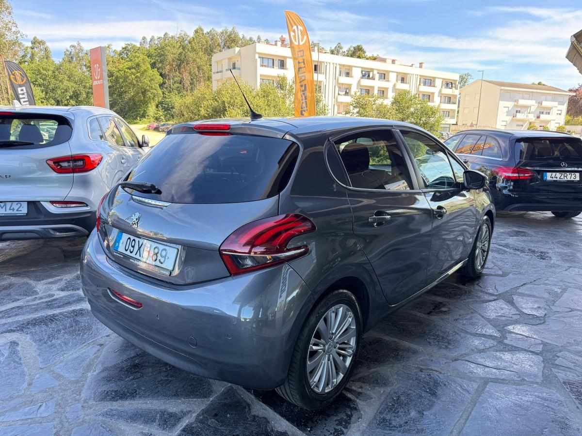 peugeot-208-2019-gasolina-1199cc