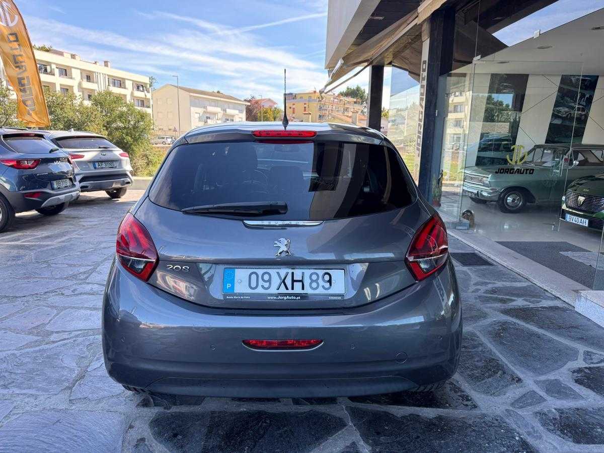 peugeot-208-2019-gasolina-1199cc