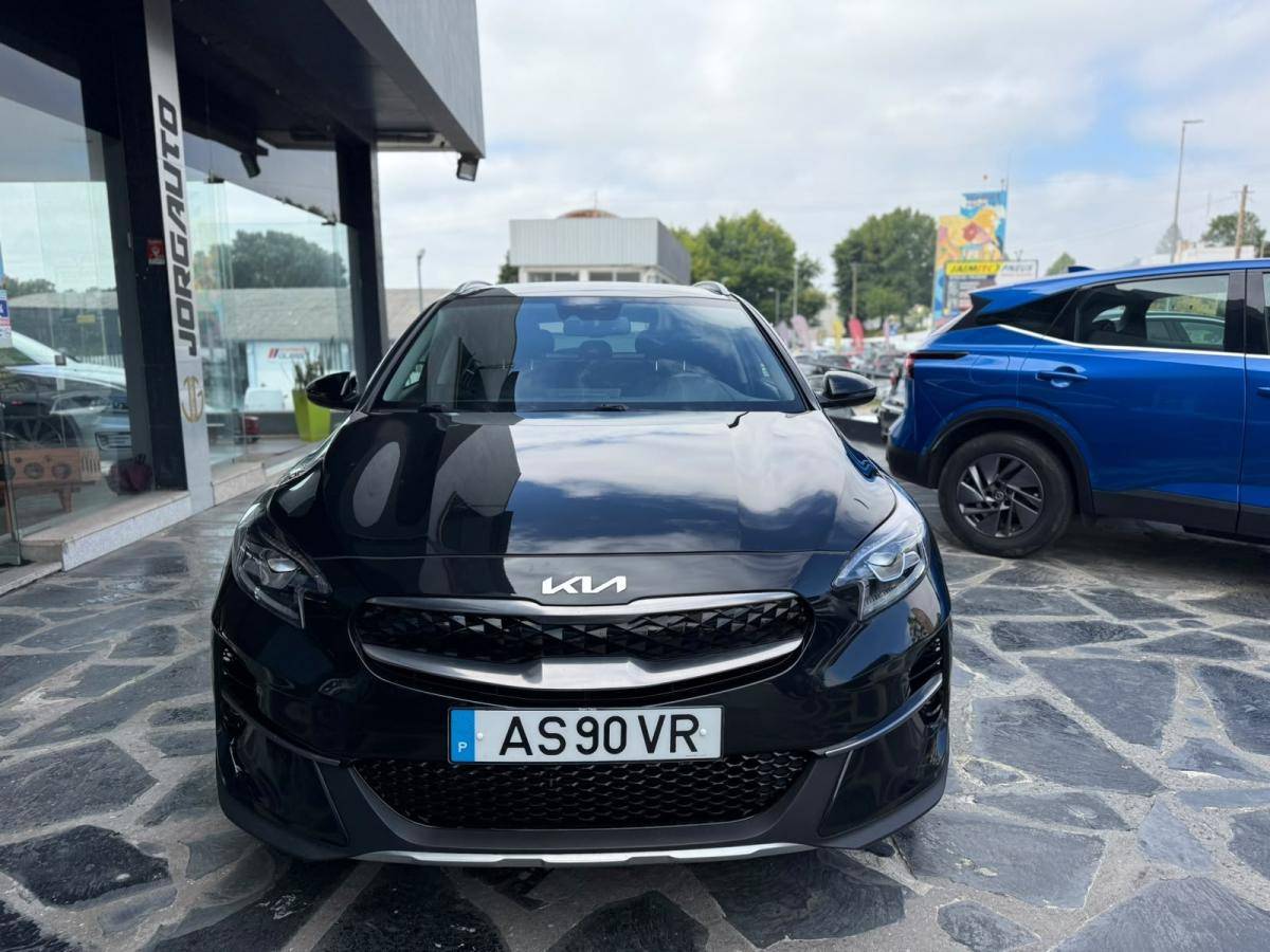 kia-xceed-2022-hibrido-a-gasolina-1580cc