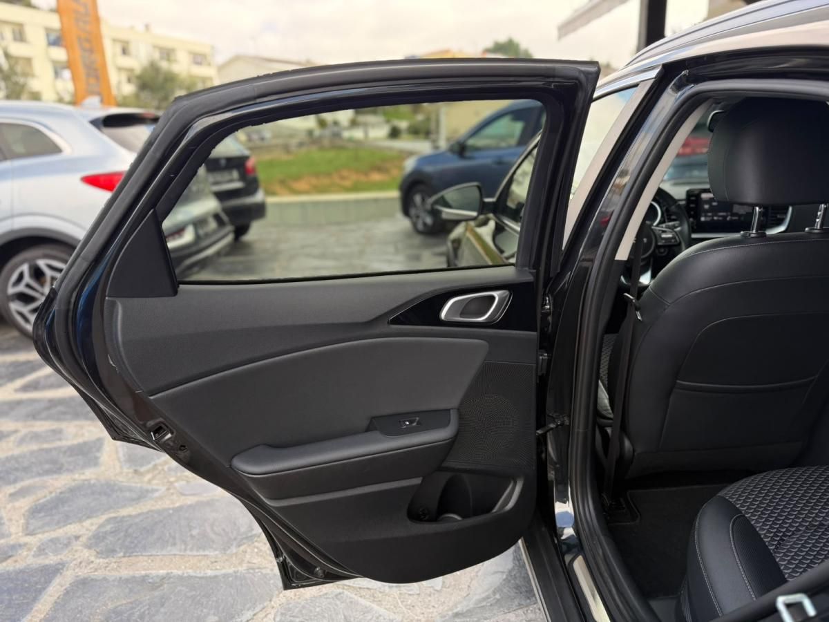 kia-xceed-2022-hibrido-a-gasolina-1580cc