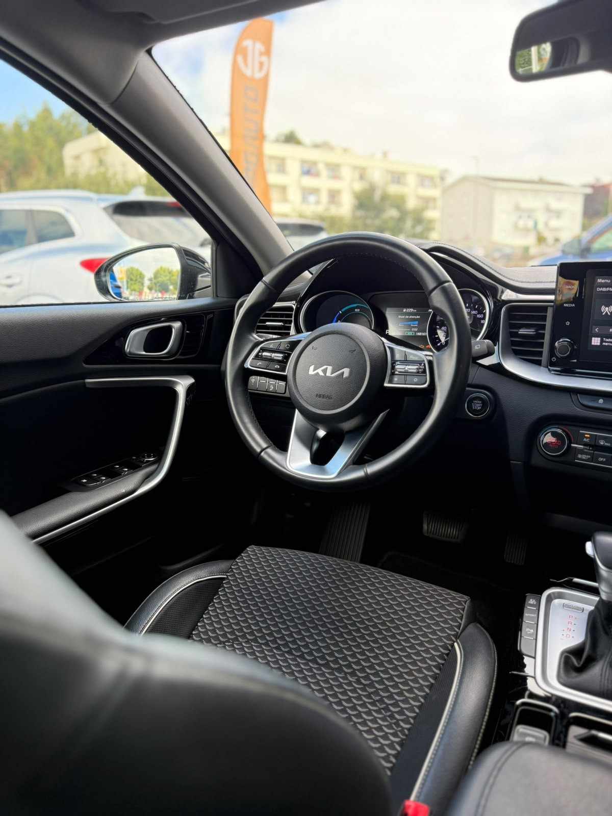 kia-xceed-2022-hibrido-a-gasolina-1580cc