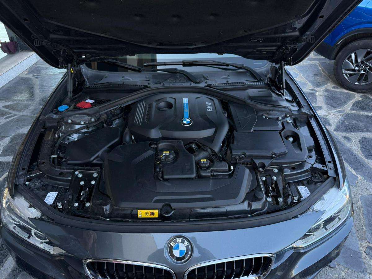 bmw-serie-3-2018-hibrido-a-gasolina-1998cc