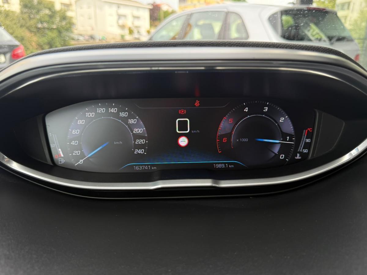 peugeot-3008-2018-diesel-1499cc