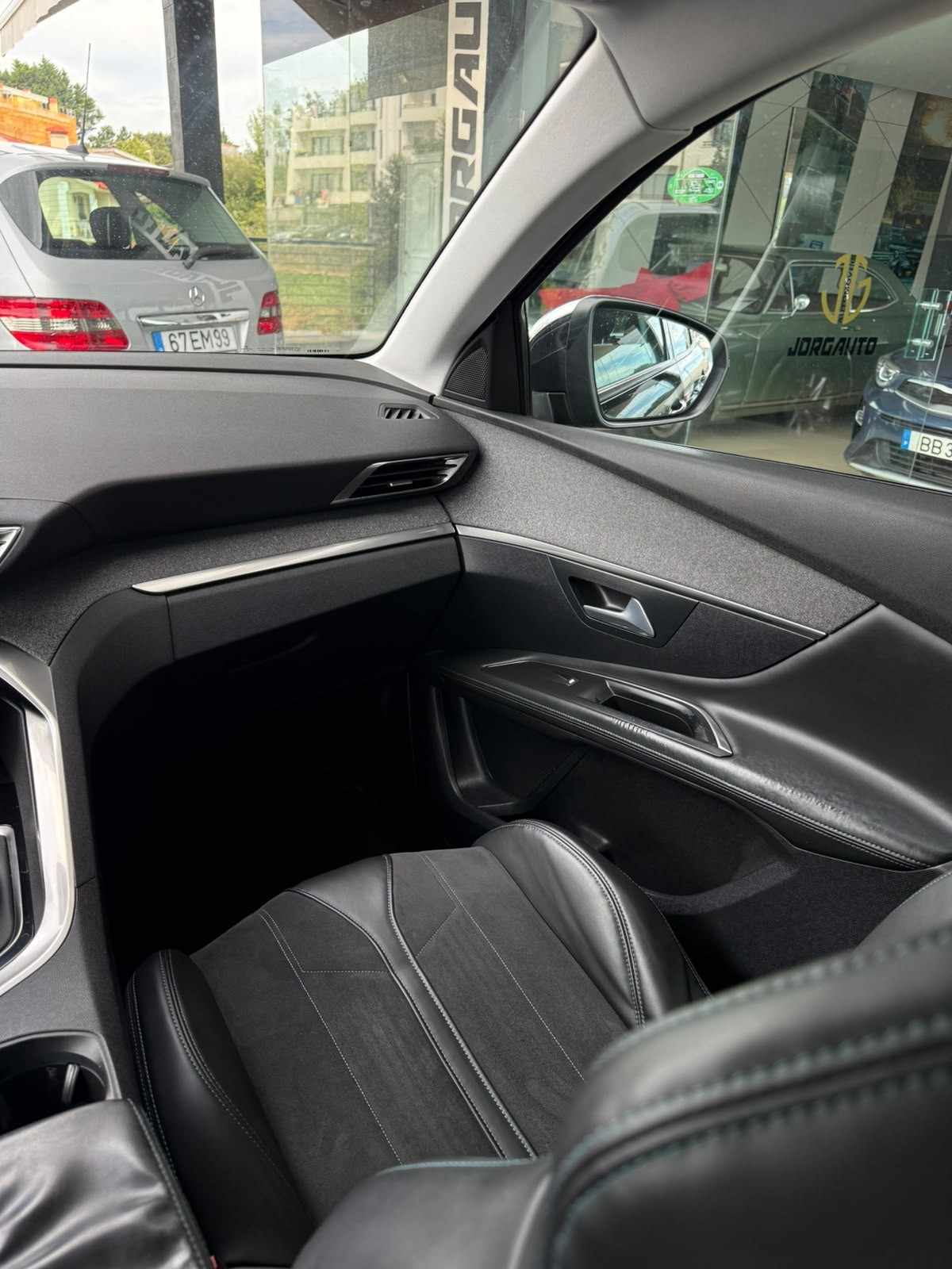 peugeot-3008-2018-diesel-1499cc
