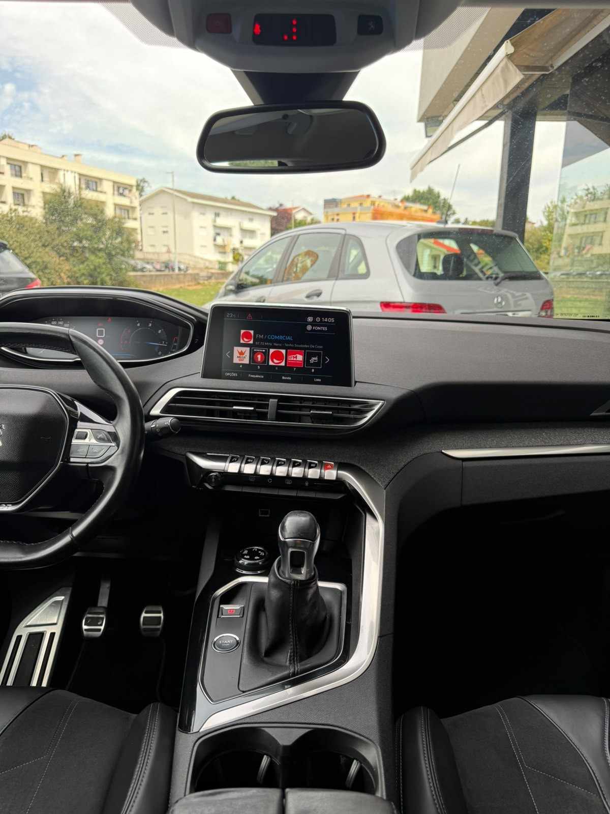 peugeot-3008-2018-diesel-1499cc