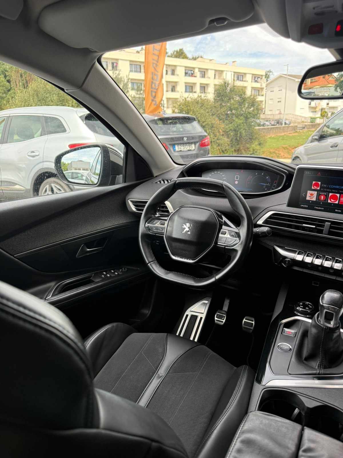 peugeot-3008-2018-diesel-1499cc